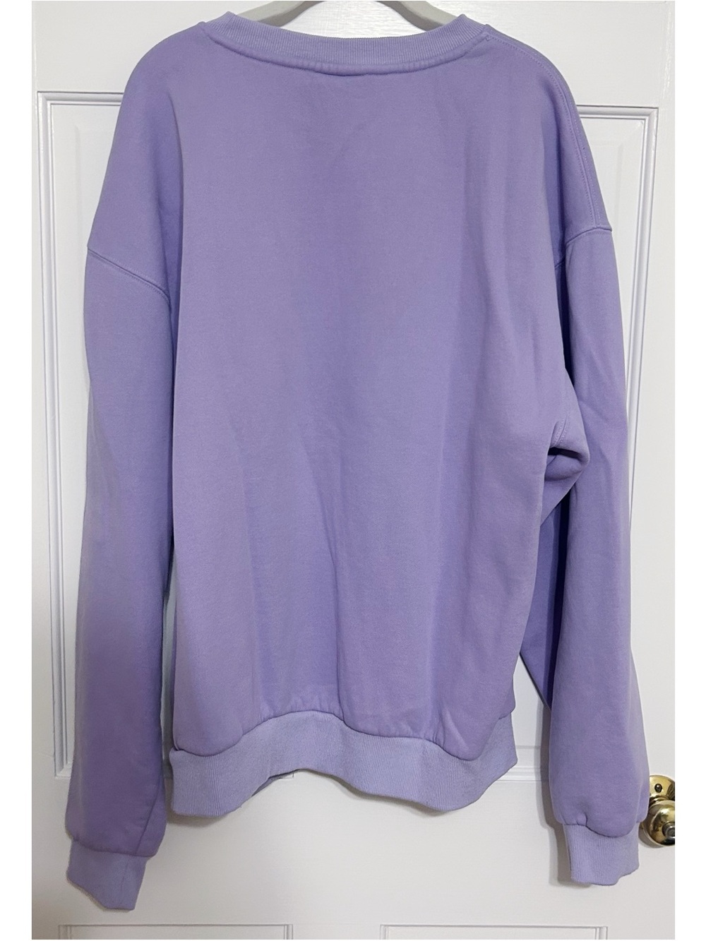 Comfort Oversized Lavender Crewneck Sweatshirt - Picture 4 of 4